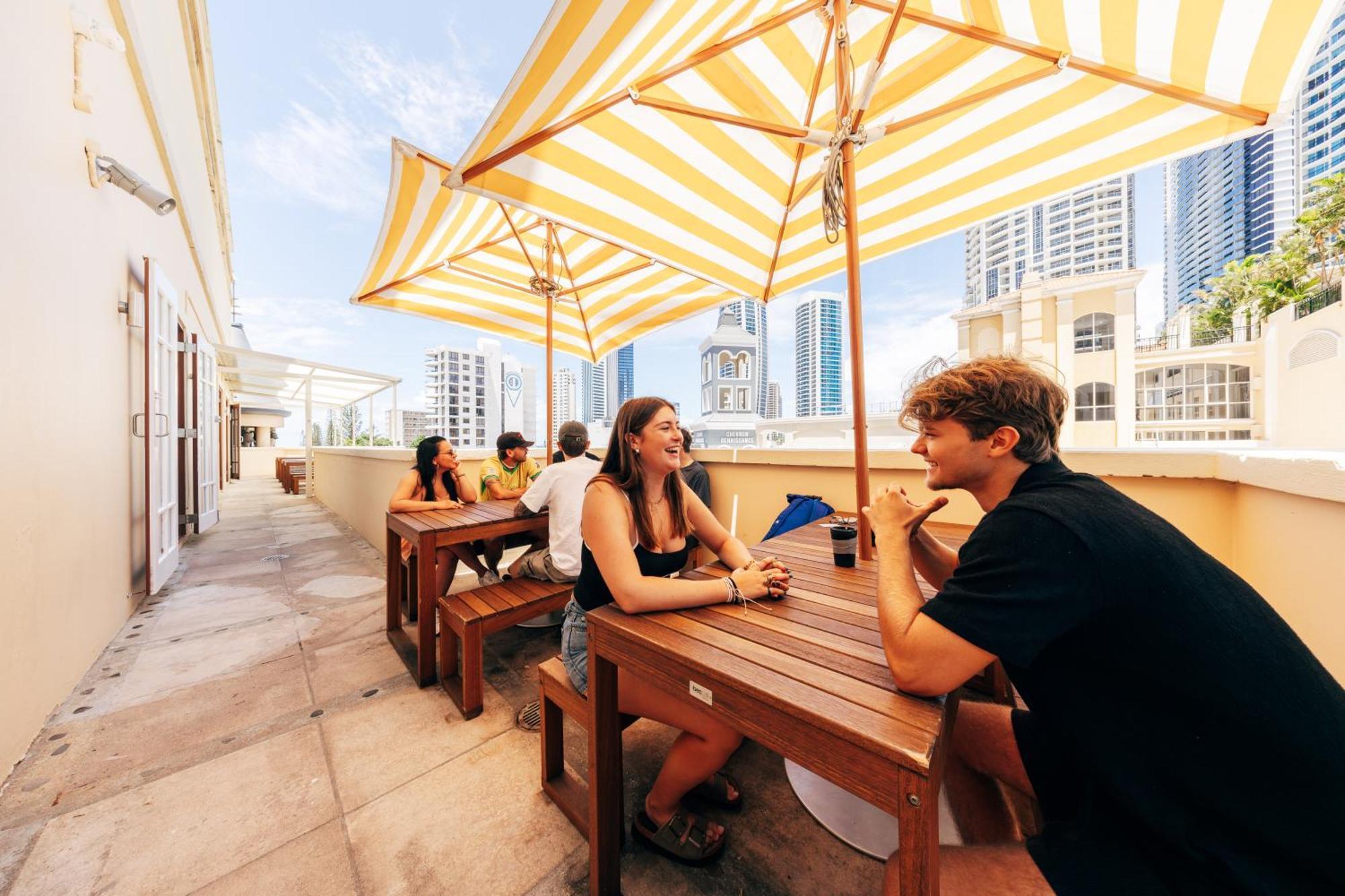 Maze Backpackers - Gold Coast Exterior foto