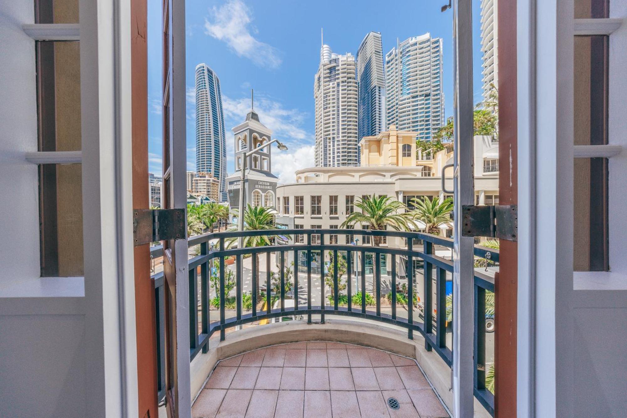 Maze Backpackers - Gold Coast Exterior foto