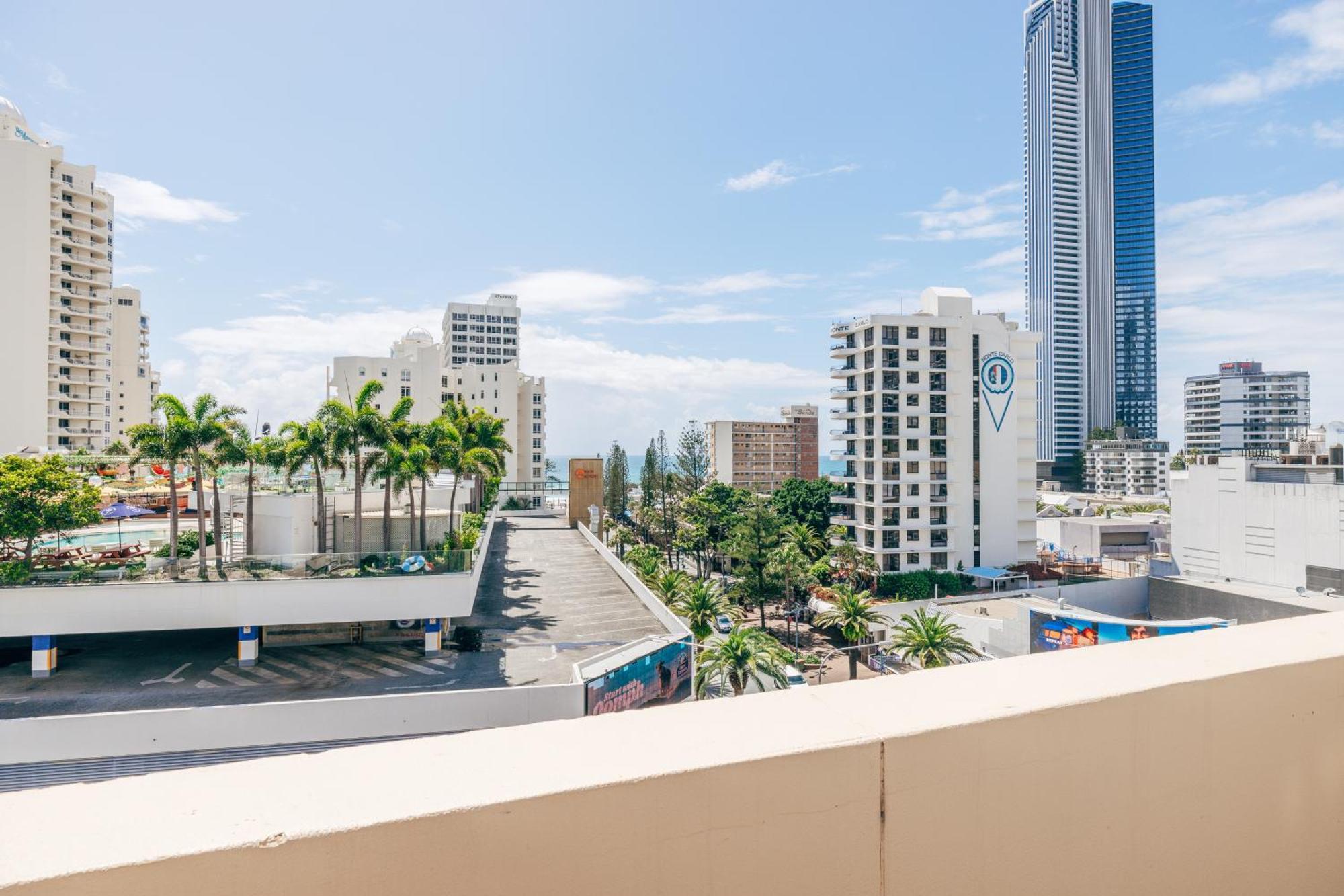Maze Backpackers - Gold Coast Exterior foto